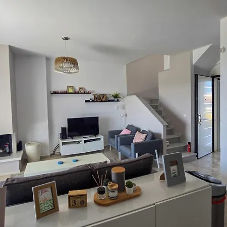 Fourka Vista Retreat - Sea View 3 Bdrm Feriehus Skála Foúrkas