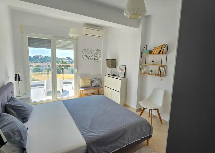 Feriehus Fourka Vista Retreat - Sea View 3 Bdrm